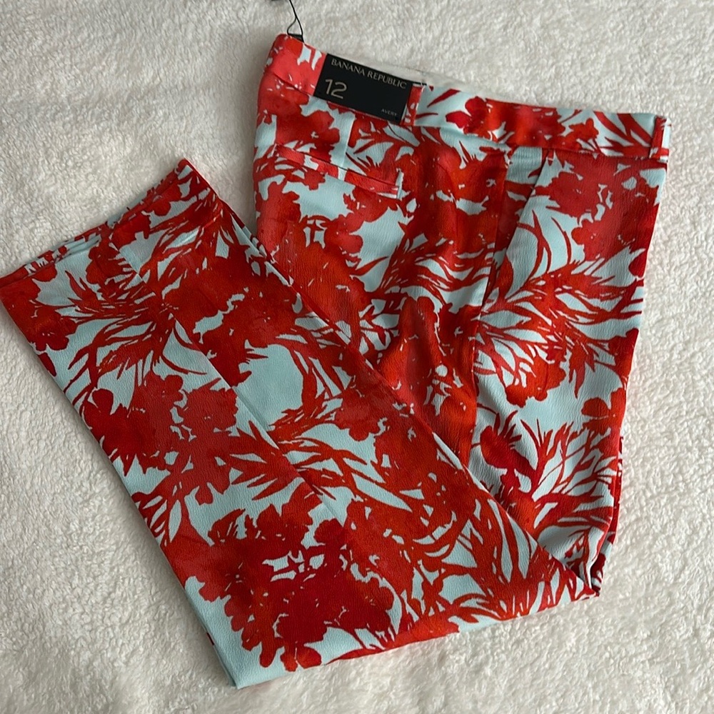 Banana Republic Avery Fit Cropped Turquoise & Red-Orange Painted Floral Pant